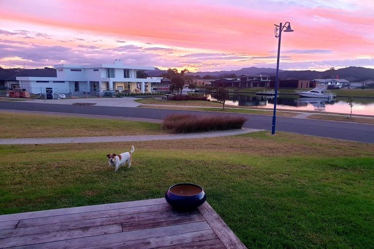 Photo of property in 70 Leeward Drive, Whitianga, 3510