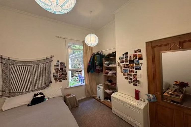 Photo of property in 171 Glenmore Street, Kelburn, Wellington, 6012