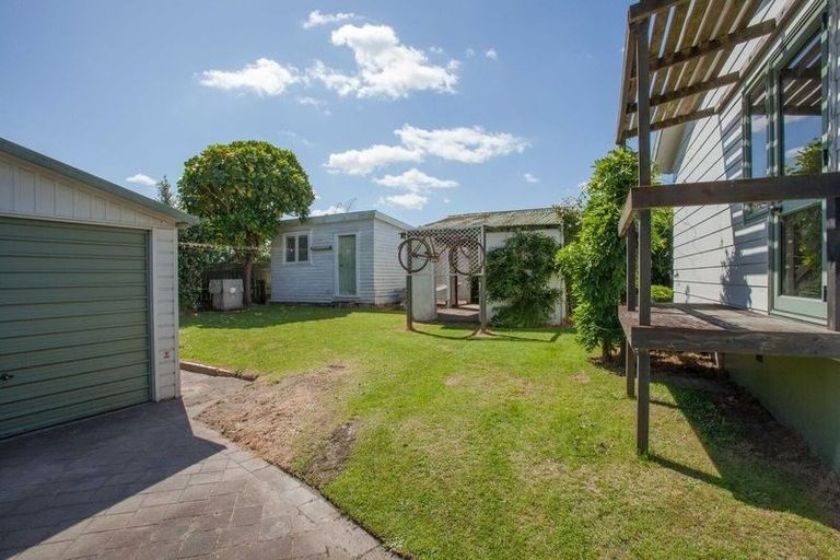 Photo of property in 45 Hakanoa Street, Huntly, 3700