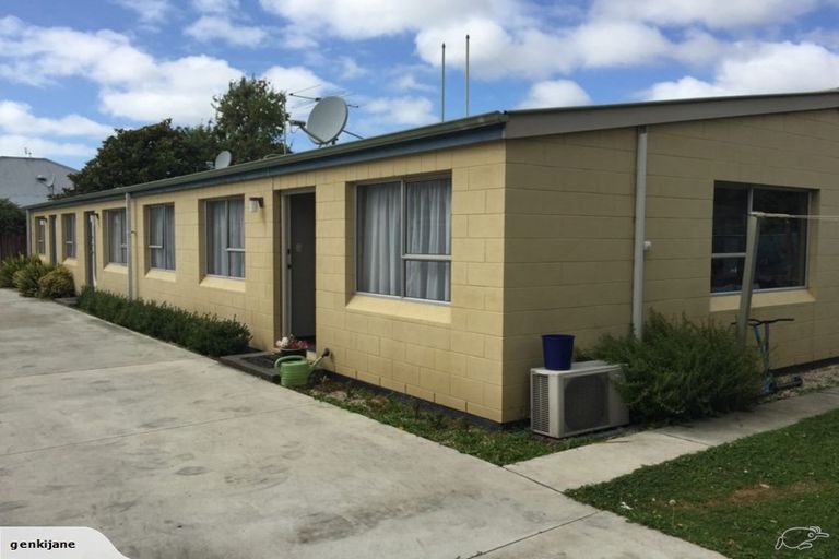 Photo of property in 4/589 Barbadoes Street, Edgeware, Christchurch, 8013