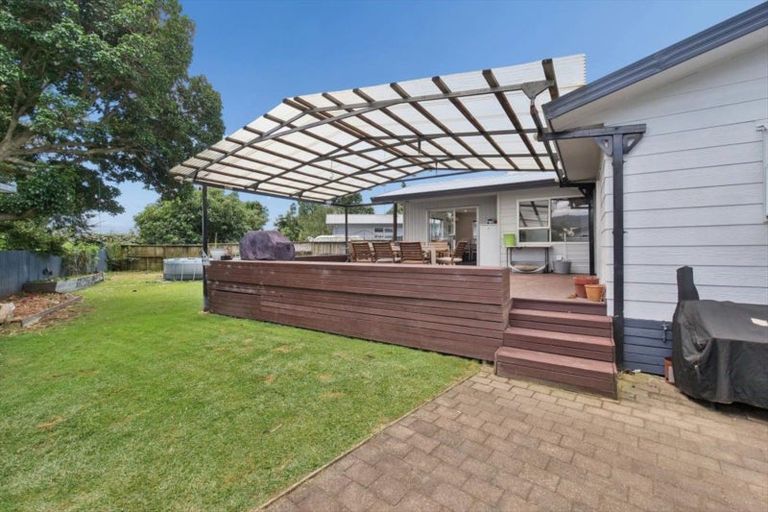 Photo of property in 12 Conifer Place, Te Puke, 3119