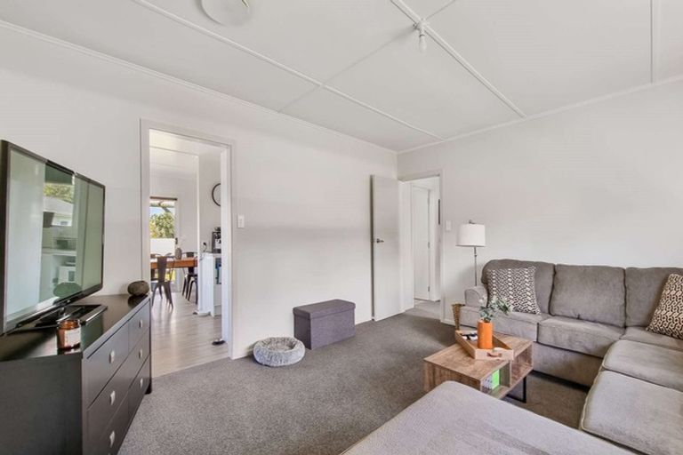 Photo of property in 44 Martin Street, Utuhina, Rotorua, 3015