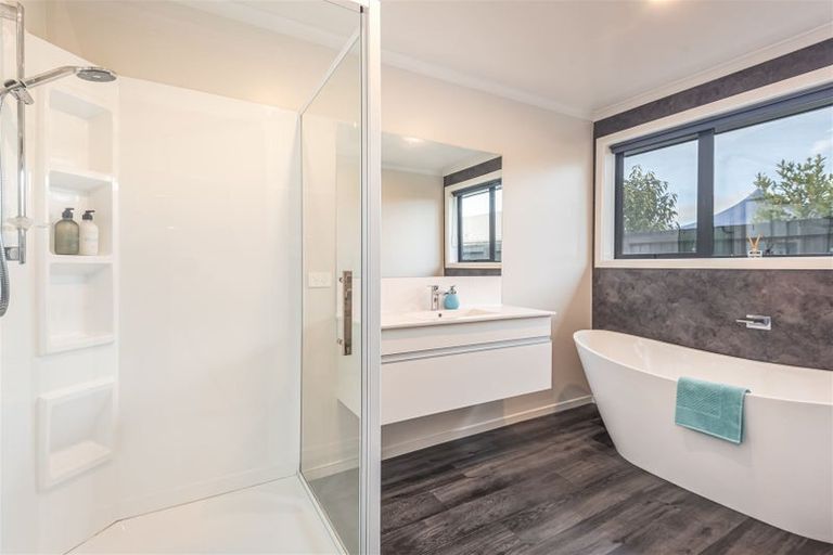 Photo of property in 40 Luxembourg Crescent, Halswell, Christchurch, 8025