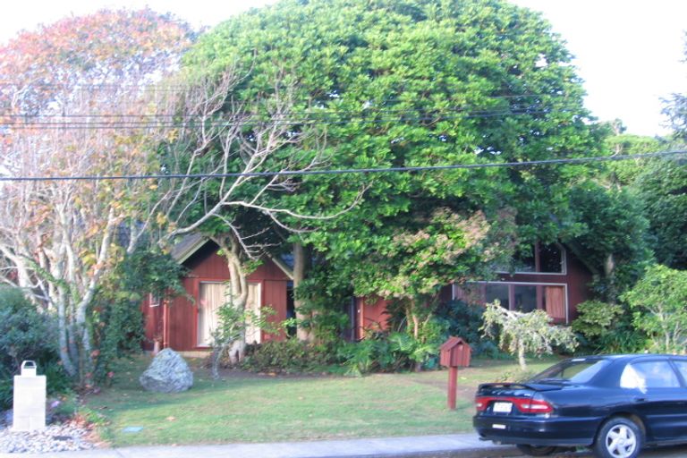 Photo of property in 13 Sunny Glen, Waikanae, 5036