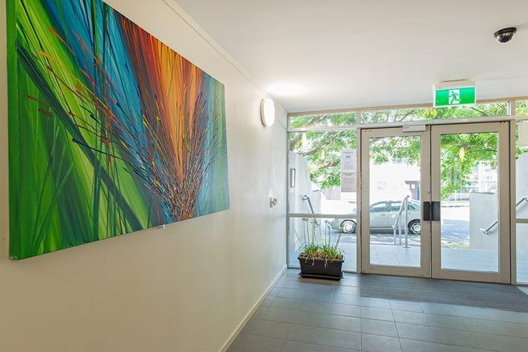 Photo of property in 325/26 Morningside Drive, Morningside, Auckland, 1025