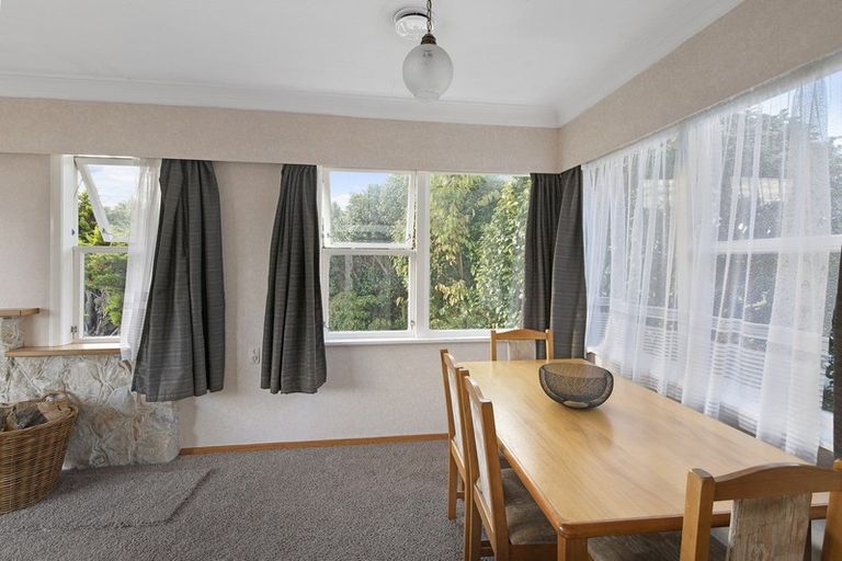 Photo of property in 14 Highbury Drive, Levin, 5510