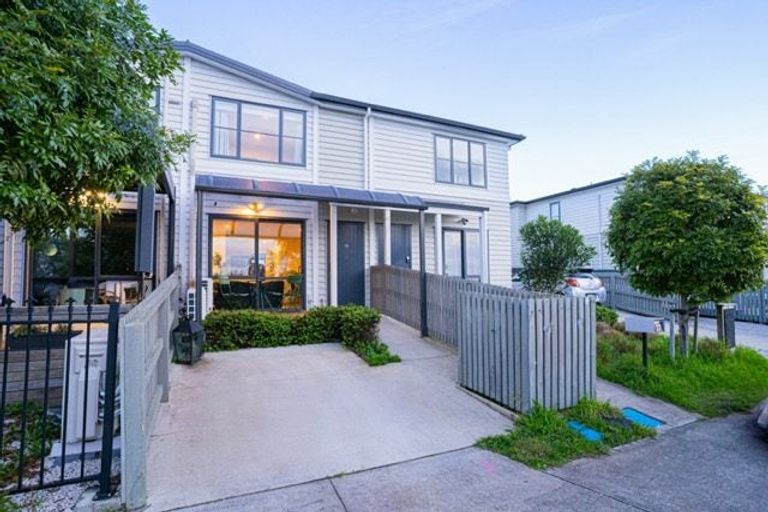 Photo of property in 29 Saddleback Crescent, Papakura, 2110