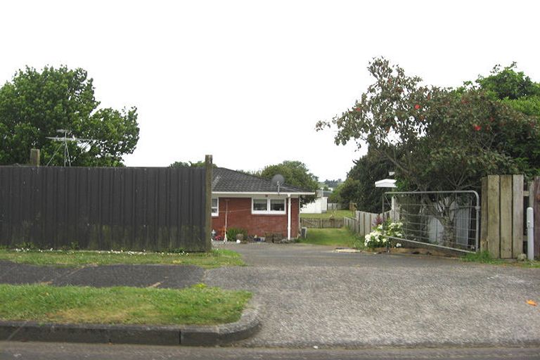 Photo of property in 10 Hogan Street, Pukekohe, 2120