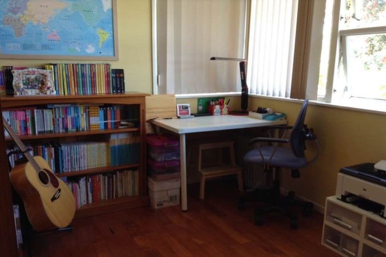 Photo of property in 5 Wycherley Drive, Bucklands Beach, Auckland, 2014