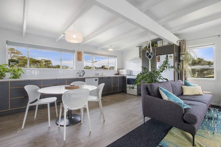 Photo of property in 61 Seaforth Road, Waihi Beach, 3611