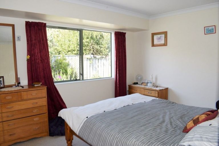 Photo of property in 57b Kirk Street, Otaki, 5512