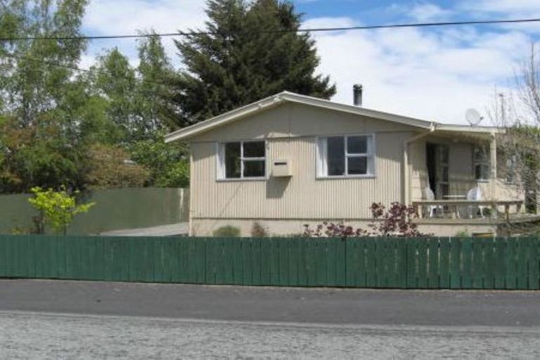 Photo of property in 10 Hopkins Road, Twizel, 7901