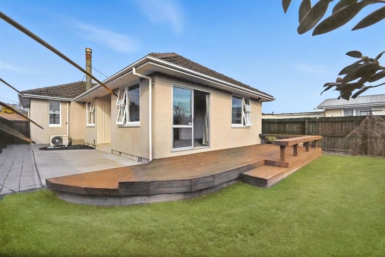 Photo of property in 1/10 Maryhill Avenue, Hoon Hay, Christchurch, 8025