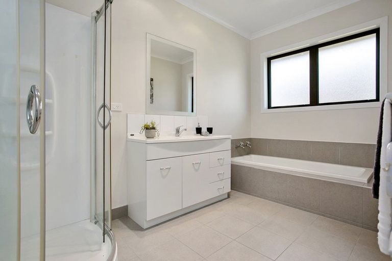 Photo of property in 17 Chesterton Drive, Leamington, Cambridge, 3432