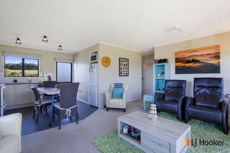 Photo of property in 12a Koutunui Road, Athenree, Katikati, 3177