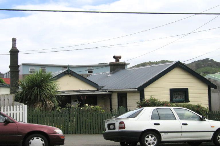 Photo of property in 41 Normanby Street, Newtown, Wellington, 6021