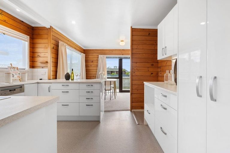 Photo of property in 34a Hatton Road, Orewa, 0931