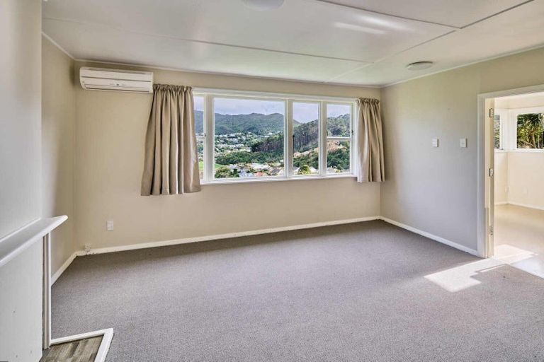 Photo of property in 40 Victory Avenue, Karori, Wellington, 6012