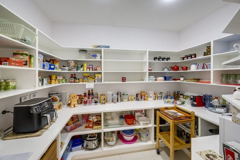 Photo of property in 31 Napier Street, Jervoistown, Napier, 4112