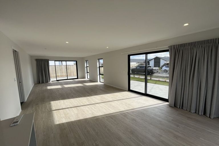 Photo of property in 58 Whitburn Avenue, Halswell, Christchurch, 8025