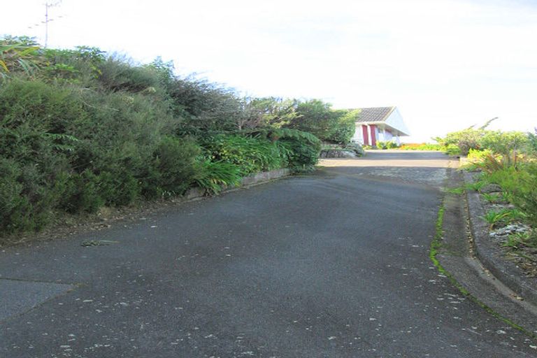 Photo of property in 4 Viscount Grove, Kelson, Lower Hutt, 5010