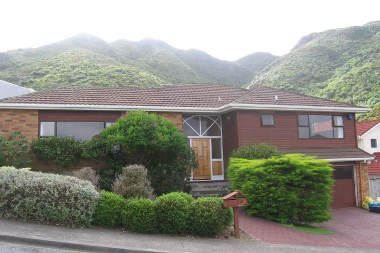 Photo of property in 6 Ridvan Grove, Ngaio, Wellington, 6035