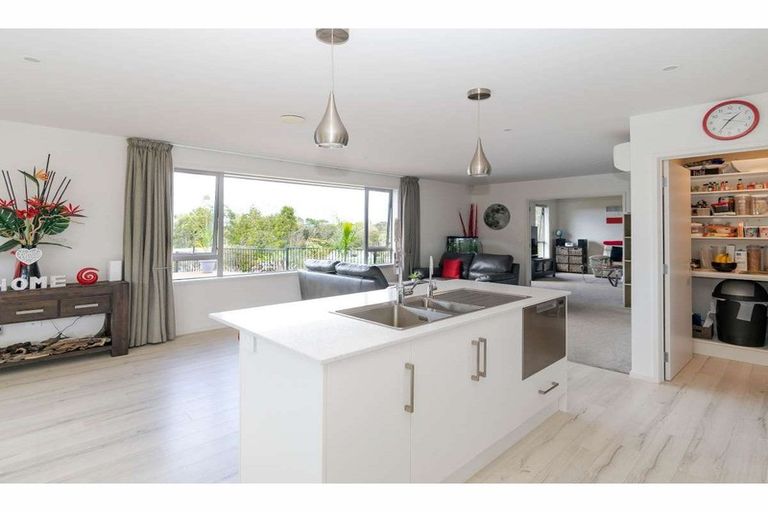 Photo of property in 11 Saint Anthonys Way, Kerikeri, 0294