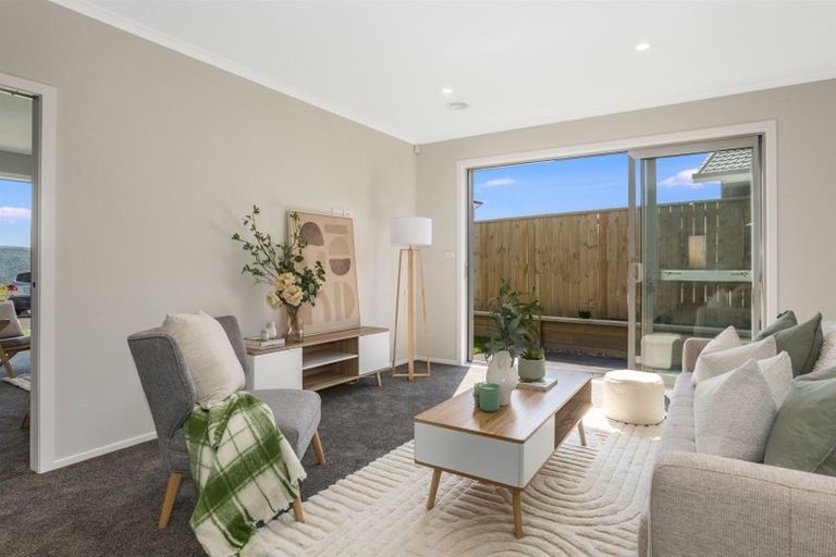 Photo of property in 20 Rotorua Grove, Aotea, Porirua, 5024