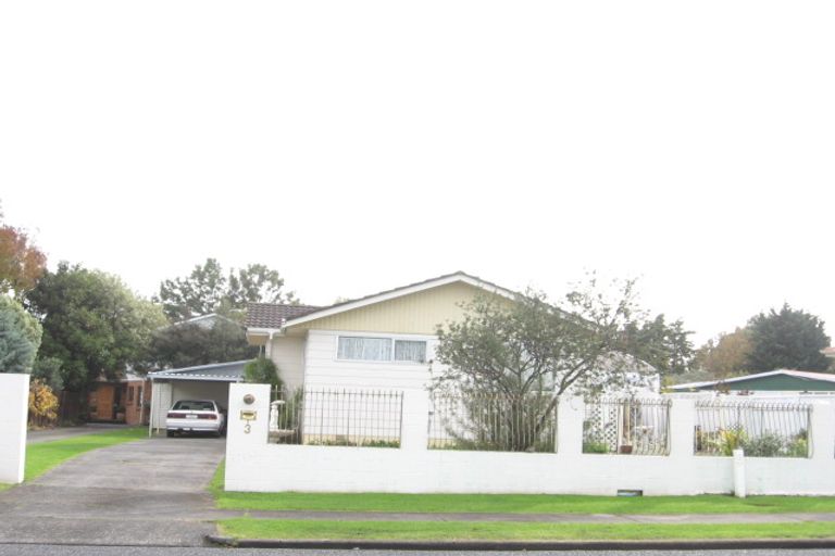 Photo of property in 3 Casuarina Road, Half Moon Bay, Auckland, 2012