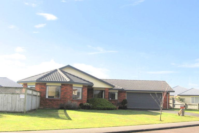 Photo of property in 20 Callum Brae Drive, Rototuna, Hamilton, 3210