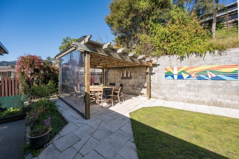 Photo of property in 18 Coster Street, Enner Glynn, Nelson, 7011