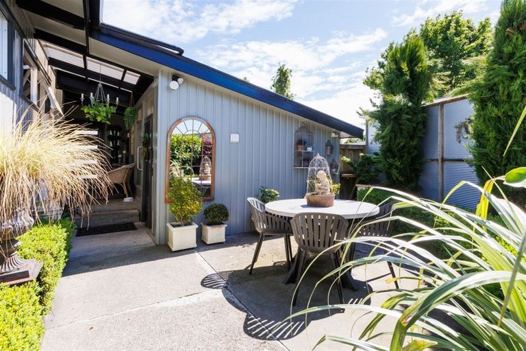 Photo of property in 7 Dampier Avenue, Awapuni, Palmerston North, 4412