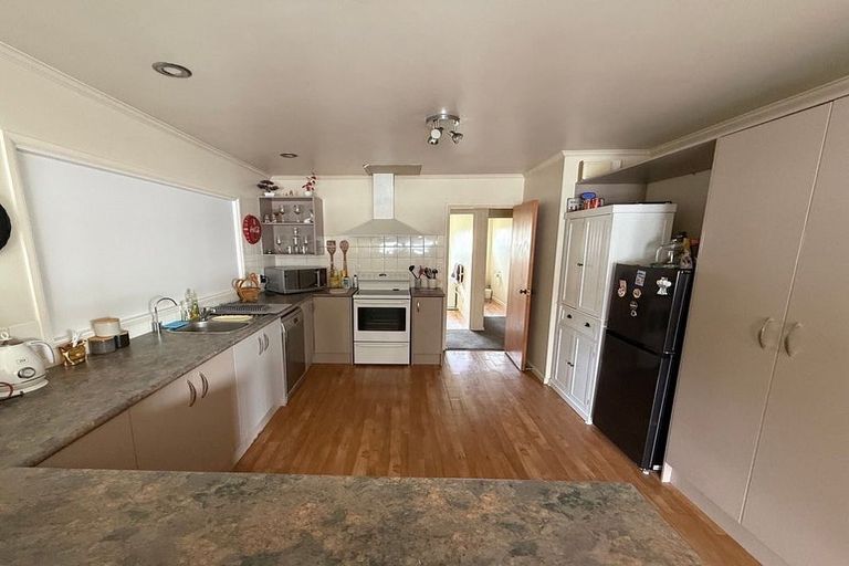 Photo of property in 62 Bradbury Road, Botany Downs, Auckland, 2010