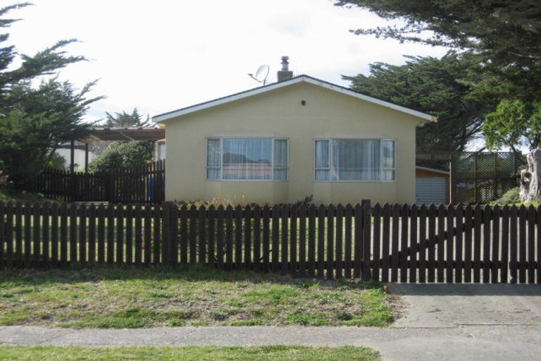 Photo of property in 96 Rua Avenue, Waitarere Beach, Levin, 5510