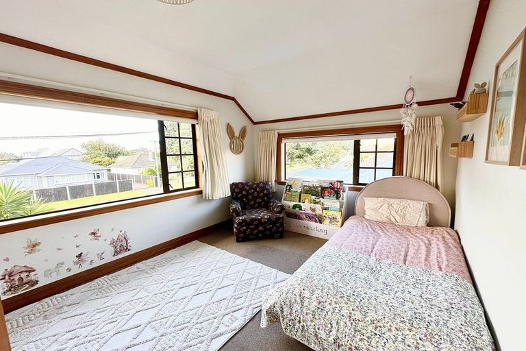 Photo of property in 7 Thornycroft Avenue, Epuni, Lower Hutt, 5011