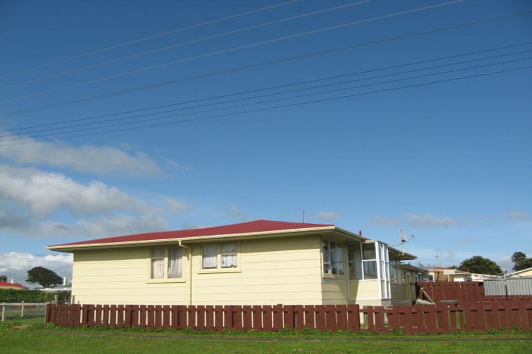 Photo of property in 97 Browne Street, Waitara, 4320