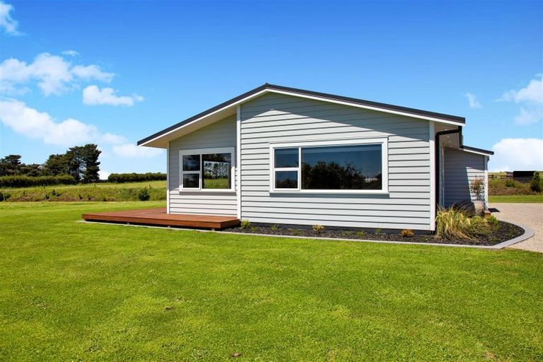 Photo of property in 1253 Upland Road, Egmont Village, Inglewood, 4386