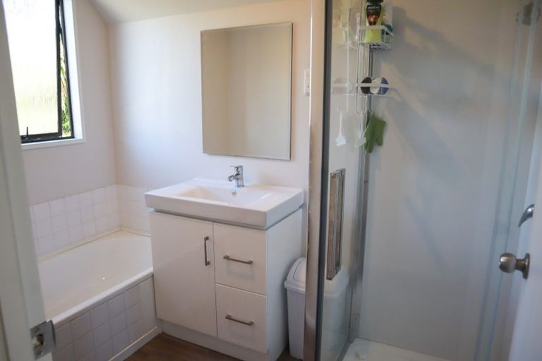 Photo of property in 3/2 Canon Street, St Albans, Christchurch, 8014