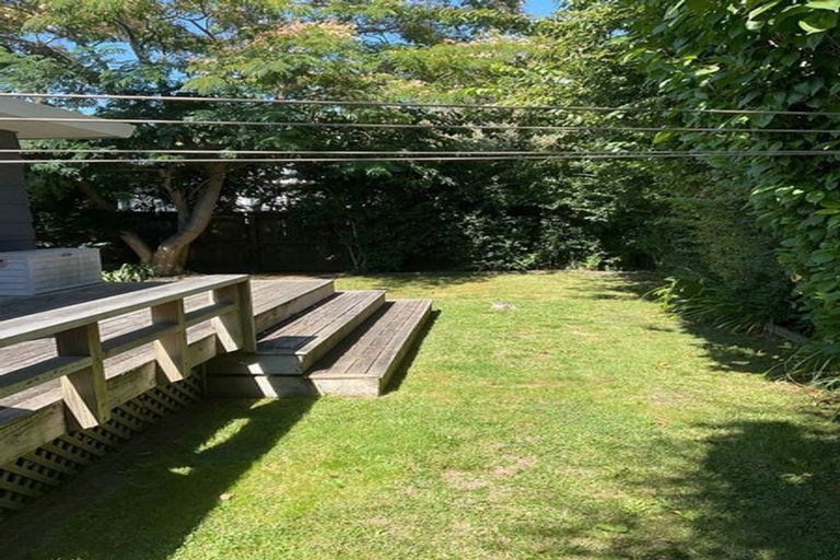 Photo of property in 2/38 Parkers Road, Tahunanui, Nelson, 7011