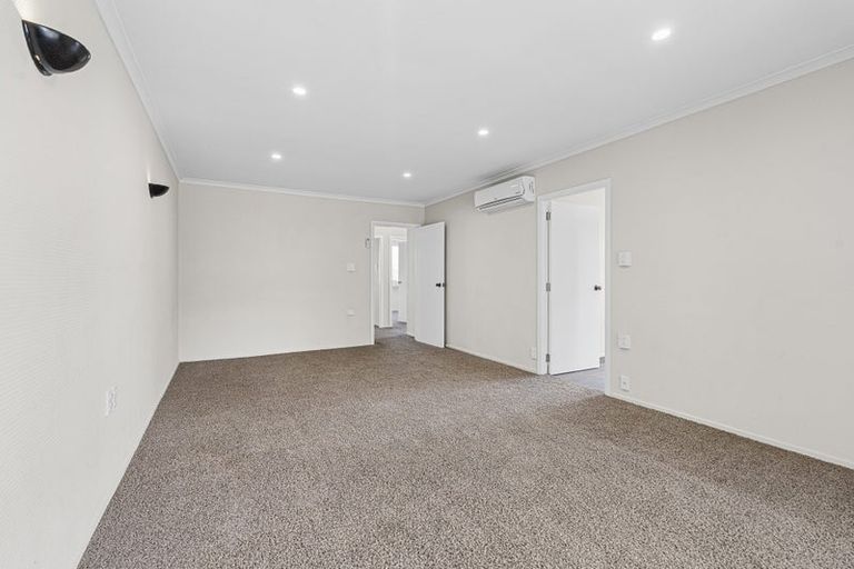 Photo of property in 415 Carrington Street, Upper Vogeltown, New Plymouth, 4310
