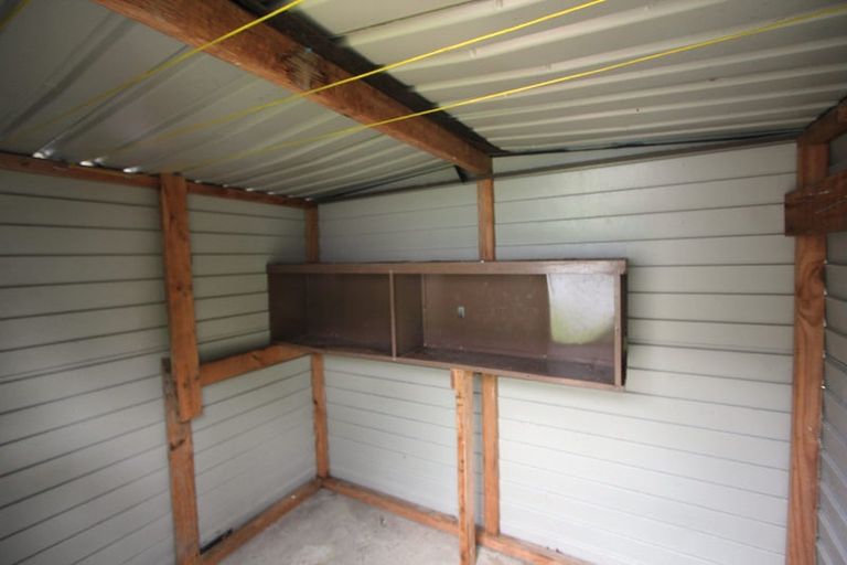 Photo of property in 90 Wilkie Crescent, Naenae, Lower Hutt, 5011