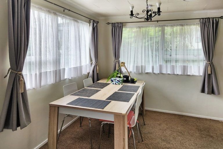 Photo of property in 214 Major Drive, Kelson, Lower Hutt, 5010