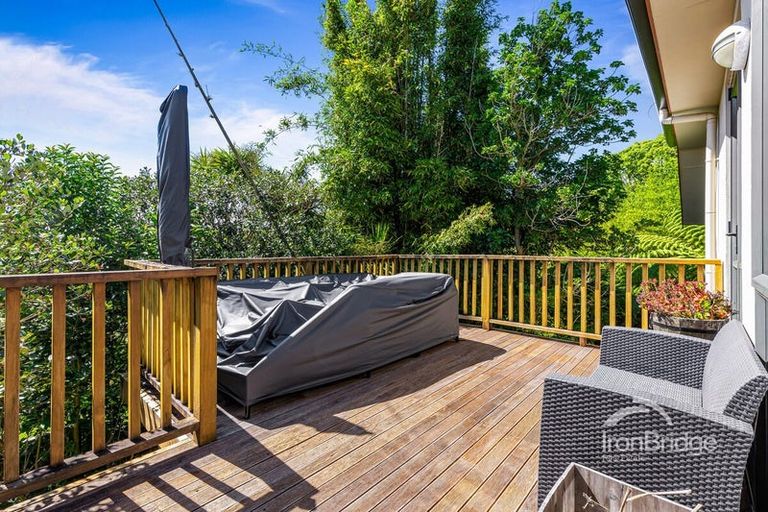 Photo of property in 2/667 East Coast Road, Browns Bay, Auckland, 0630