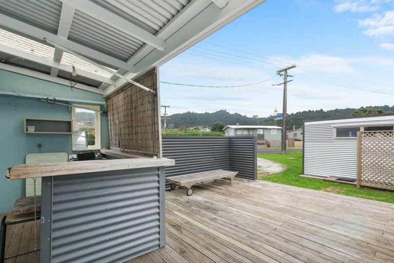 Photo of property in 18 Brighton Road, Waihi Beach, 3611