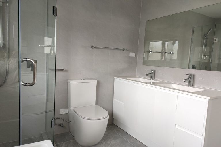 Photo of property in 47b Withers Road, Glen Eden, Auckland, 0602