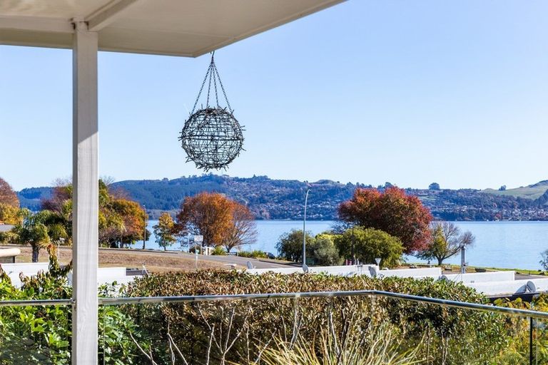 Photo of property in 358 Lake Terrace, Two Mile Bay, Taupo, 3330