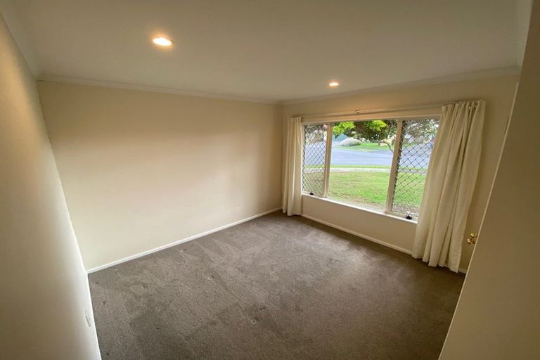 Photo of property in 14 Glencullen Place, Dannemora, Auckland, 2016