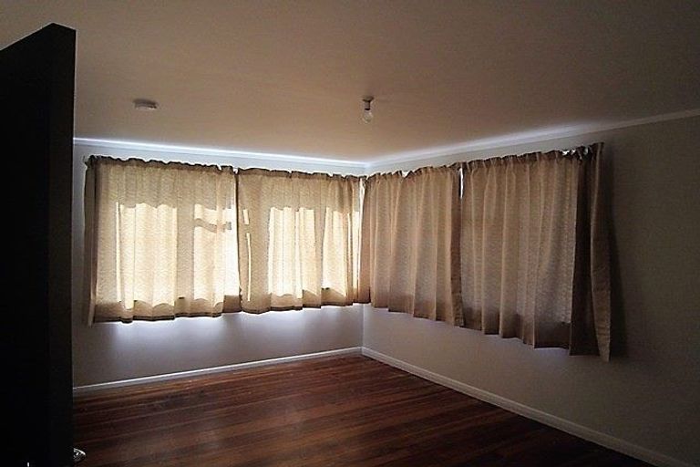 Photo of property in 4 Douglas Street, Balclutha, 9230