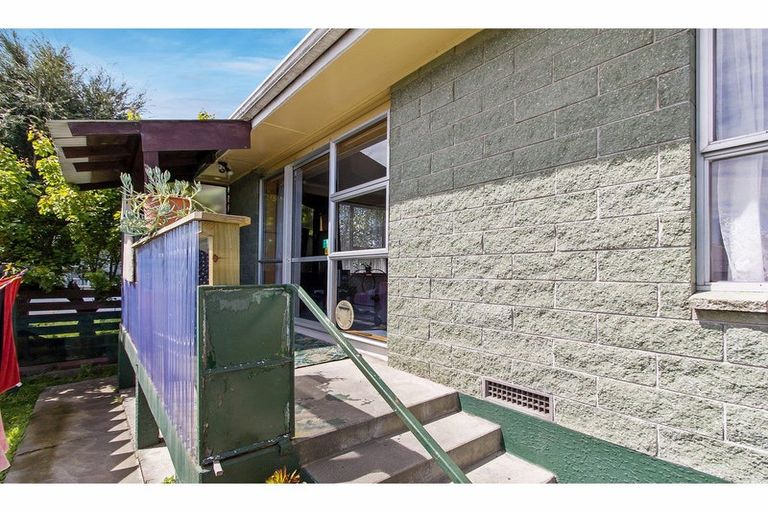 Photo of property in 3-6/5a Harper Street, Parkside, Timaru, 7910