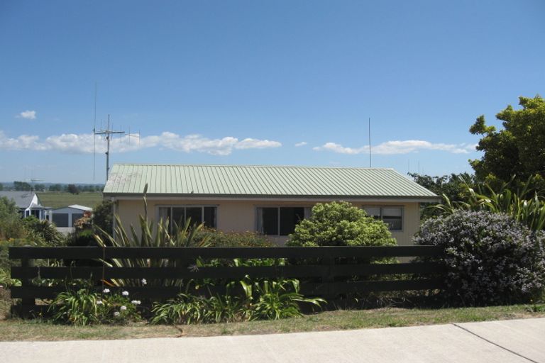 Photo of property in 242 Pukehina Parade, Pukehina, Te Puke, 3189